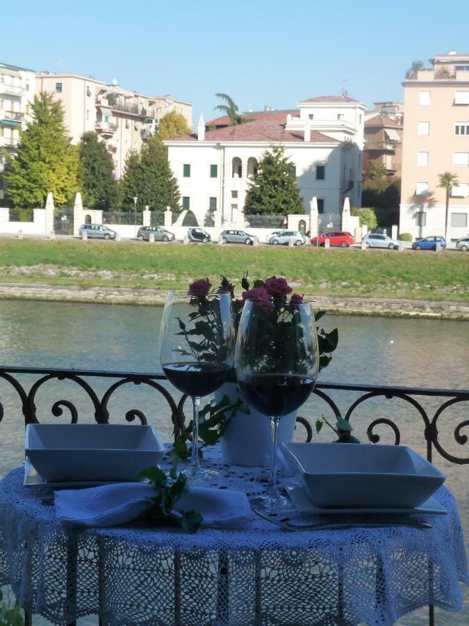 Casa Archi - Balcone Sul Fiume Leilighet Verona Eksteriør bilde